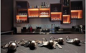Moonten Boutique Stay